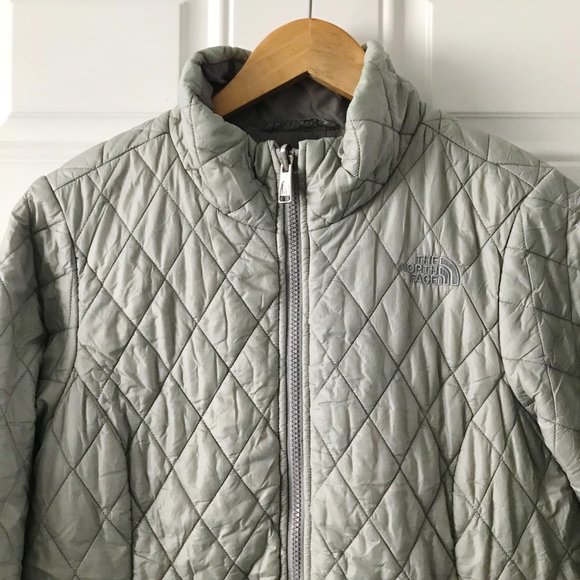 The North Face Jacket Women's - Picture 4 of 6